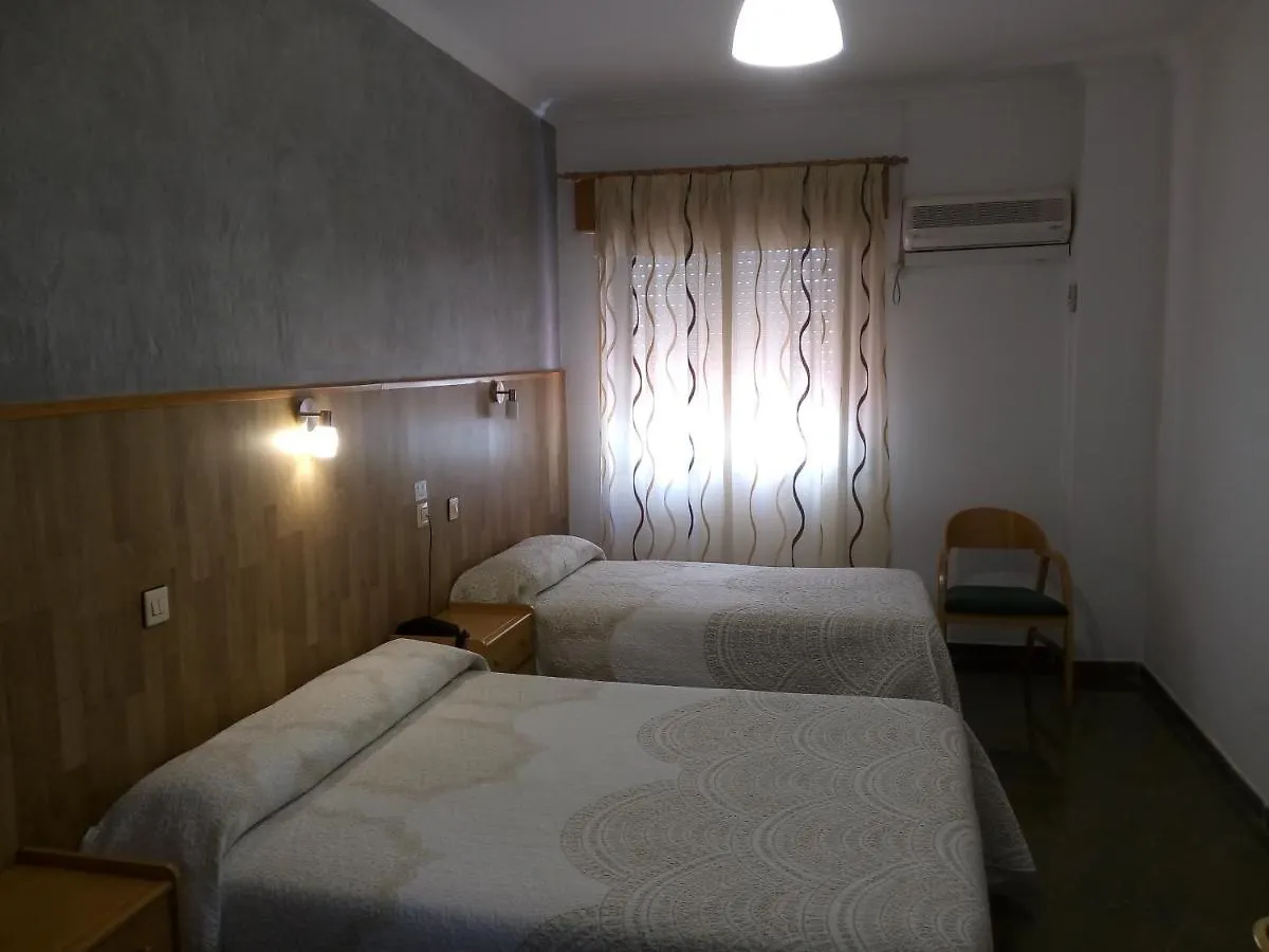 Hostal Manolete Lanjaron 2*,